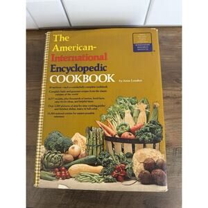 Vintage 1972 - The American-International Encyclopedic Cookbook. by Anne London